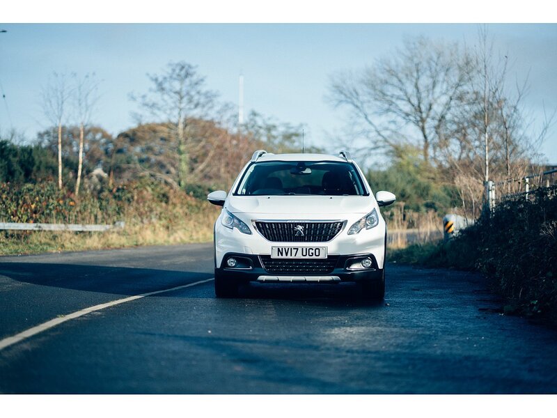 Peugeot 1.2 PureTech Allure SUV 5dr Petrol Manual Euro 6 (s/s) (130 ps)