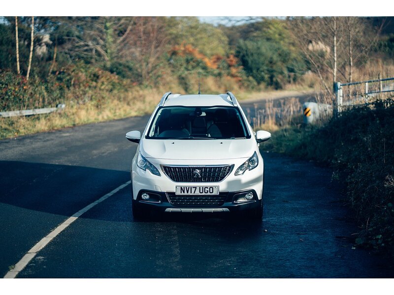 Peugeot 1.2 PureTech Allure SUV 5dr Petrol Manual Euro 6 (s/s) (130 ps)