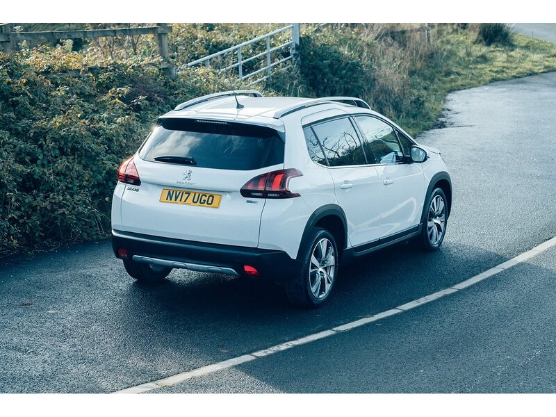 Peugeot 1.2 PureTech Allure SUV 5dr Petrol Manual Euro 6 (s/s) (130 ps)