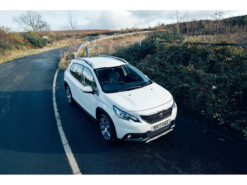 Peugeot 1.2 PureTech Allure SUV 5dr Petrol Manual Euro 6 (s/s) (130 ps)