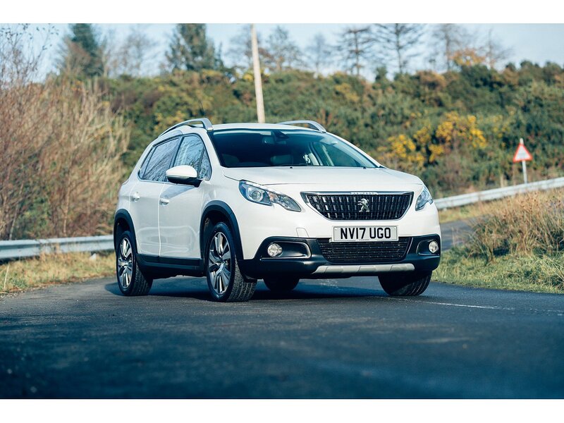 Peugeot 1.2 PureTech Allure SUV 5dr Petrol Manual Euro 6 (s/s) (130 ps)