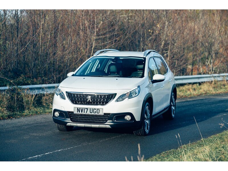 Peugeot 1.2 PureTech Allure SUV 5dr Petrol Manual Euro 6 (s/s) (130 ps)