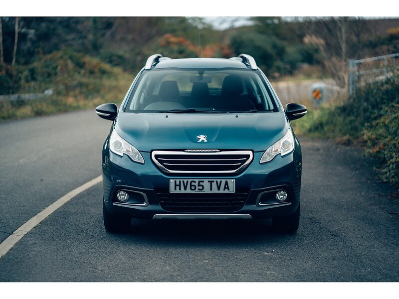 Peugeot 1.2 PureTech Urban Cross SUV 5dr Petrol Manual Euro 6 (s/s) (110 ps)