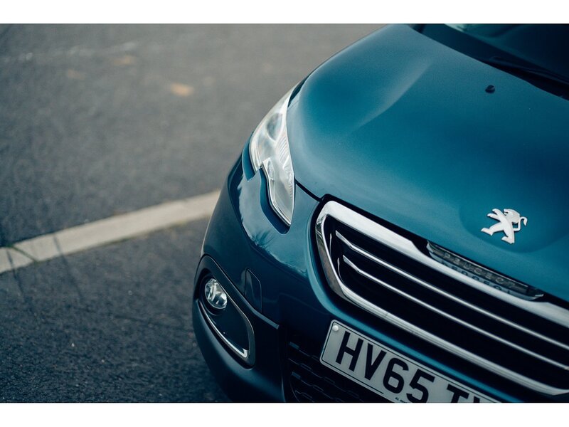 Peugeot 1.2 PureTech Urban Cross SUV 5dr Petrol Manual Euro 6 (s/s) (110 ps)