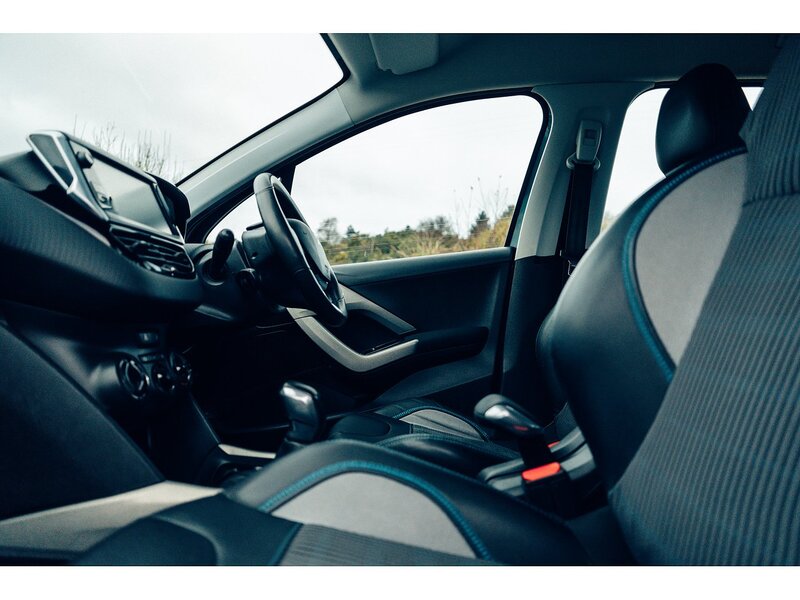 Peugeot 1.2 PureTech Urban Cross SUV 5dr Petrol Manual Euro 6 (s/s) (110 ps)