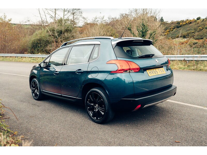 Peugeot 1.2 PureTech Urban Cross SUV 5dr Petrol Manual Euro 6 (s/s) (110 ps)