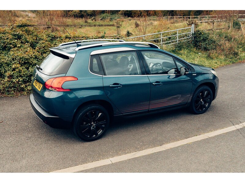 Peugeot 1.2 PureTech Urban Cross SUV 5dr Petrol Manual Euro 6 (s/s) (110 ps)