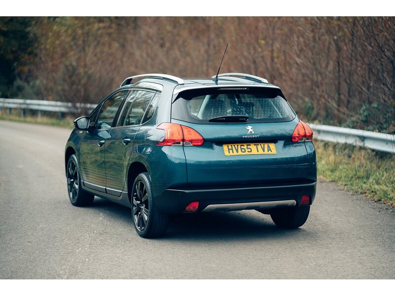 Peugeot 1.2 PureTech Urban Cross SUV 5dr Petrol Manual Euro 6 (s/s) (110 ps)