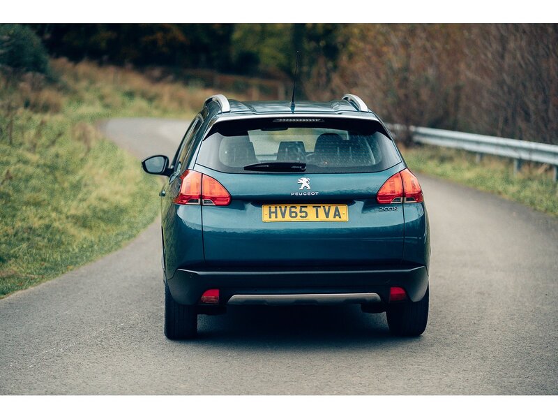 Peugeot 1.2 PureTech Urban Cross SUV 5dr Petrol Manual Euro 6 (s/s) (110 ps)