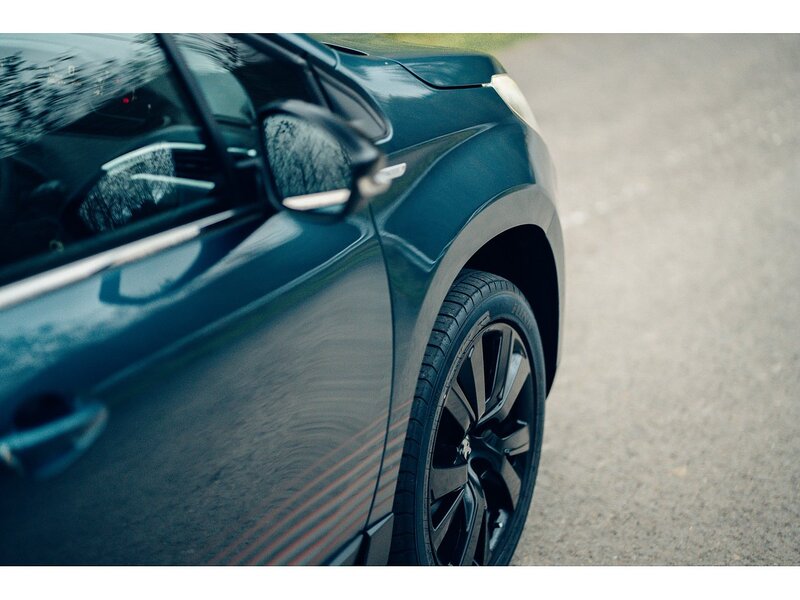 Peugeot 1.2 PureTech Urban Cross SUV 5dr Petrol Manual Euro 6 (s/s) (110 ps)