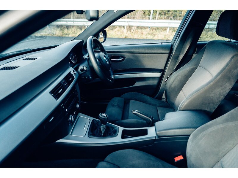 BMW 2.0 318d M Sport Saloon 4dr Diesel Manual Euro 5 (143 ps)