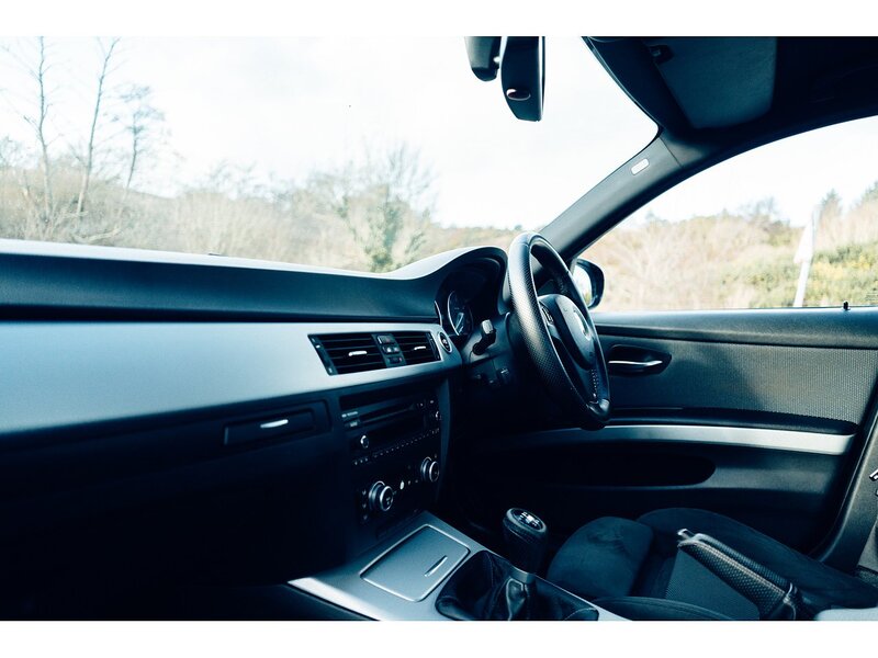 BMW 2.0 318d M Sport Saloon 4dr Diesel Manual Euro 5 (143 ps)