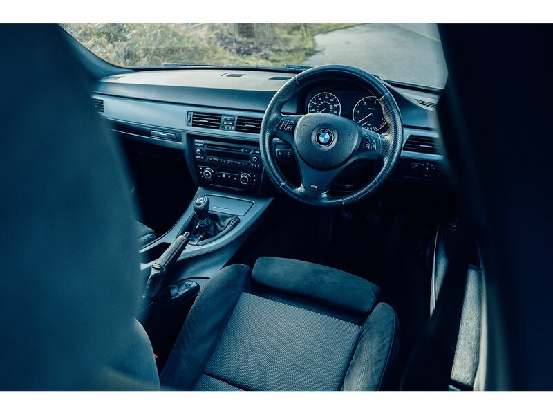 BMW 2.0 318d M Sport Saloon 4dr Diesel Manual Euro 5 (143 ps)