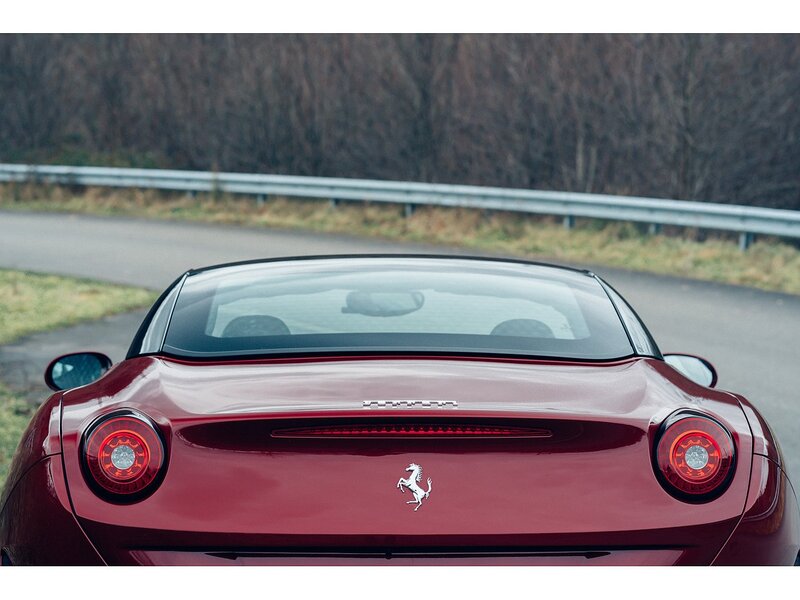 Ferrari 3.8 V8 T Convertible 2dr Petrol F1 DCT Euro 6 (560 ps)