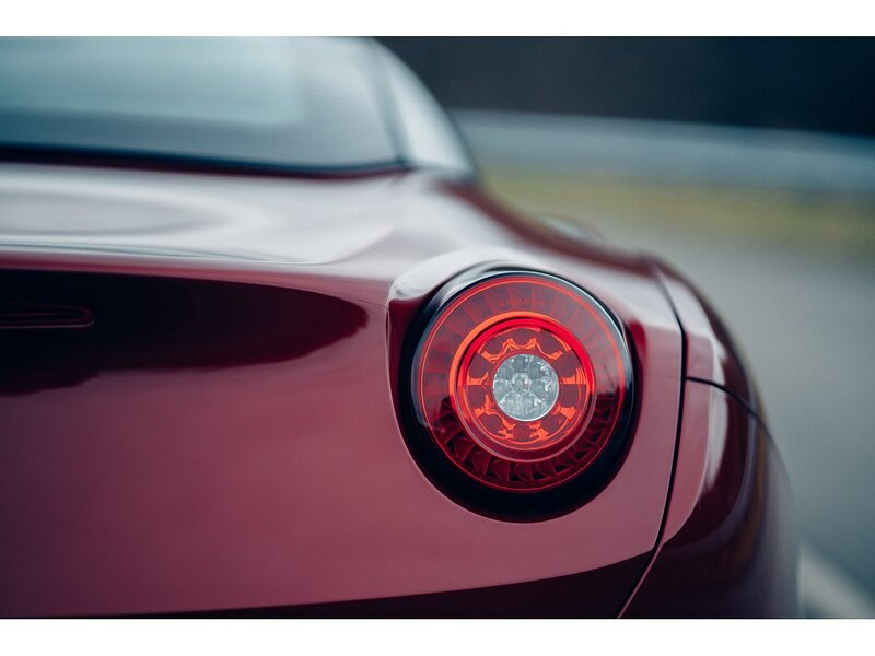 Ferrari 3.8 V8 T Convertible 2dr Petrol F1 DCT Euro 6 (560 ps)