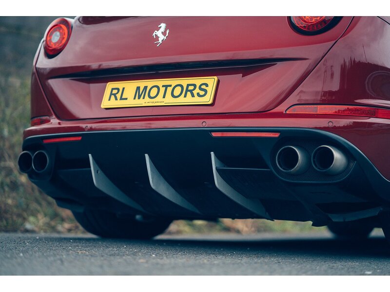 Ferrari 3.8 V8 T Convertible 2dr Petrol F1 DCT Euro 6 (560 ps)