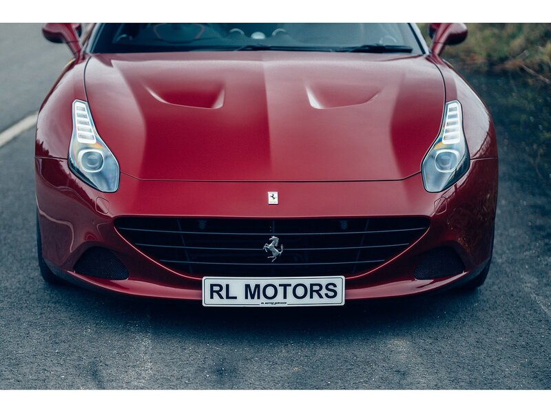 Ferrari 3.8 V8 T Convertible 2dr Petrol F1 DCT Euro 6 (560 ps)