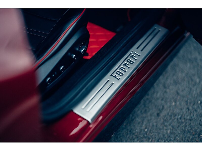 Ferrari 3.8 V8 T Convertible 2dr Petrol F1 DCT Euro 6 (560 ps)