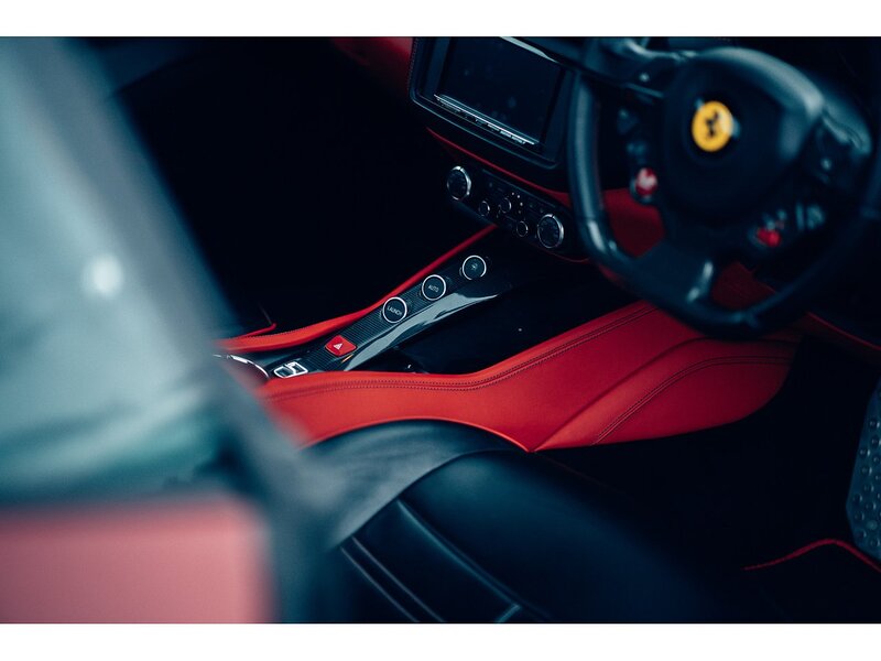 Ferrari 3.8 V8 T Convertible 2dr Petrol F1 DCT Euro 6 (560 ps)