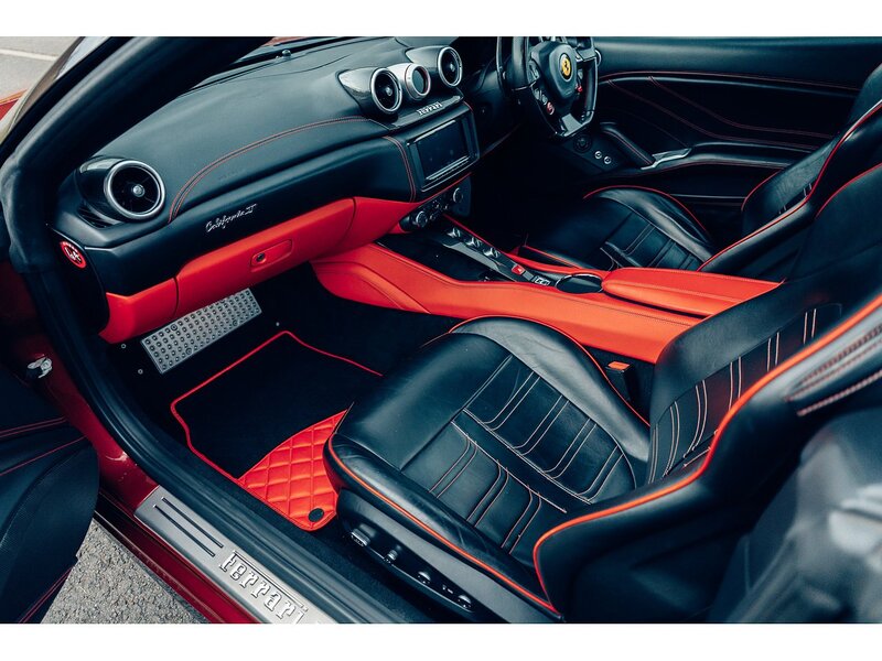 Ferrari 3.8 V8 T Convertible 2dr Petrol F1 DCT Euro 6 (560 ps)