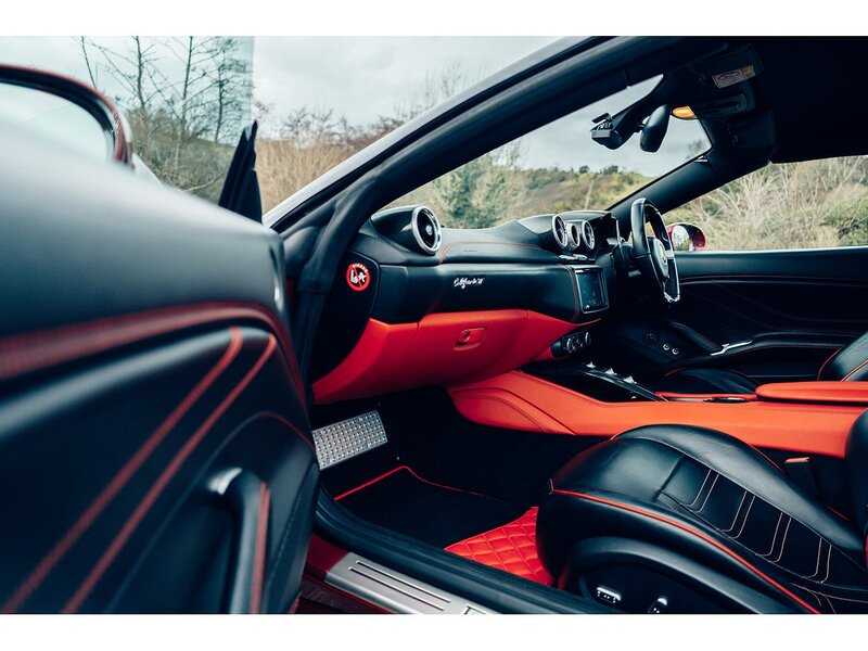 Ferrari 3.8 V8 T Convertible 2dr Petrol F1 DCT Euro 6 (560 ps)