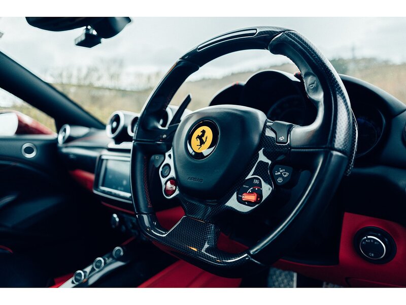 Ferrari 3.8 V8 T Convertible 2dr Petrol F1 DCT Euro 6 (560 ps)