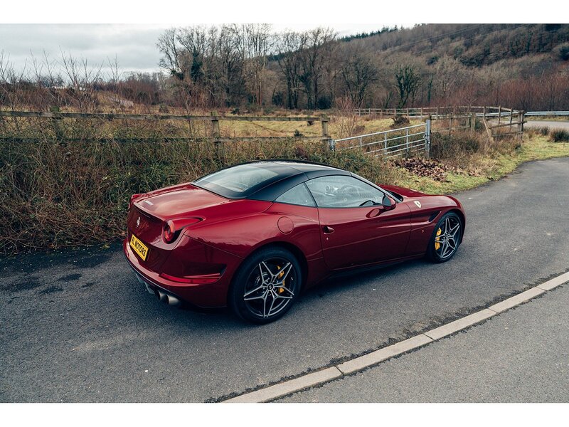 Ferrari 3.8 V8 T Convertible 2dr Petrol F1 DCT Euro 6 (560 ps)