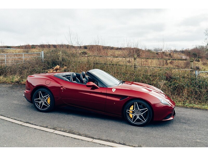 Ferrari 3.8 V8 T Convertible 2dr Petrol F1 DCT Euro 6 (560 ps)
