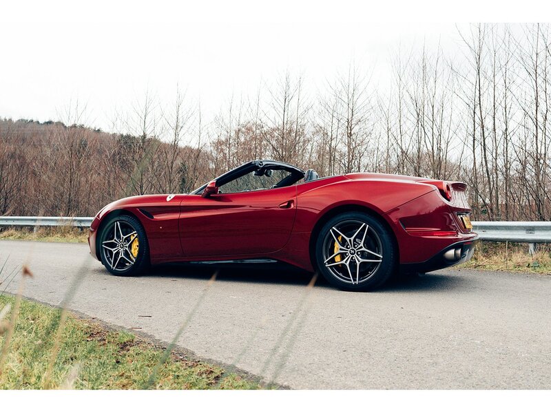 Ferrari 3.8 V8 T Convertible 2dr Petrol F1 DCT Euro 6 (560 ps)