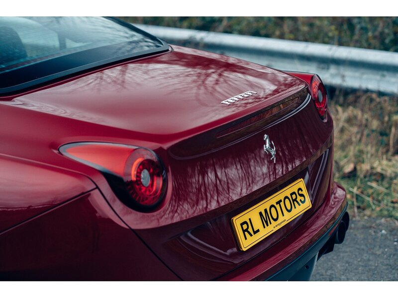 Ferrari 3.8 V8 T Convertible 2dr Petrol F1 DCT Euro 6 (560 ps)