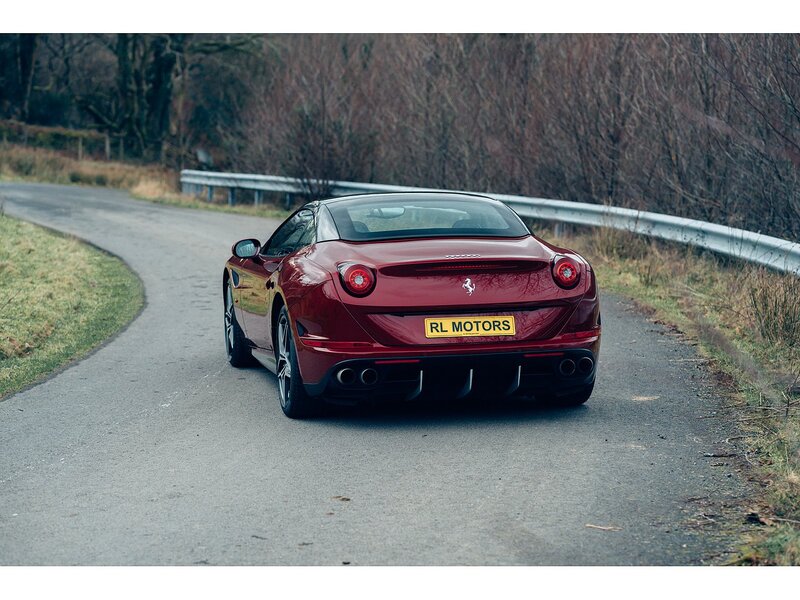 Ferrari 3.8 V8 T Convertible 2dr Petrol F1 DCT Euro 6 (560 ps)