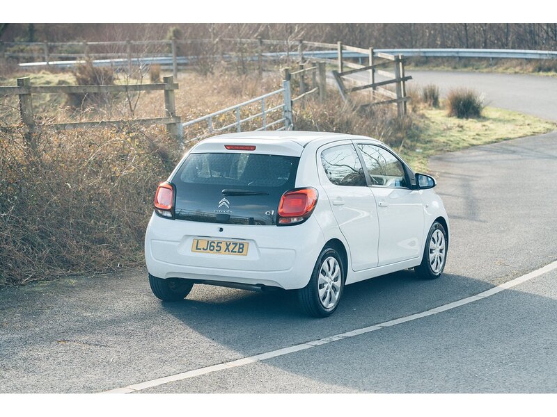 Citroen 1.2 PureTech Feel Hatchback 5dr Petrol Manual Euro 6 (82 ps)