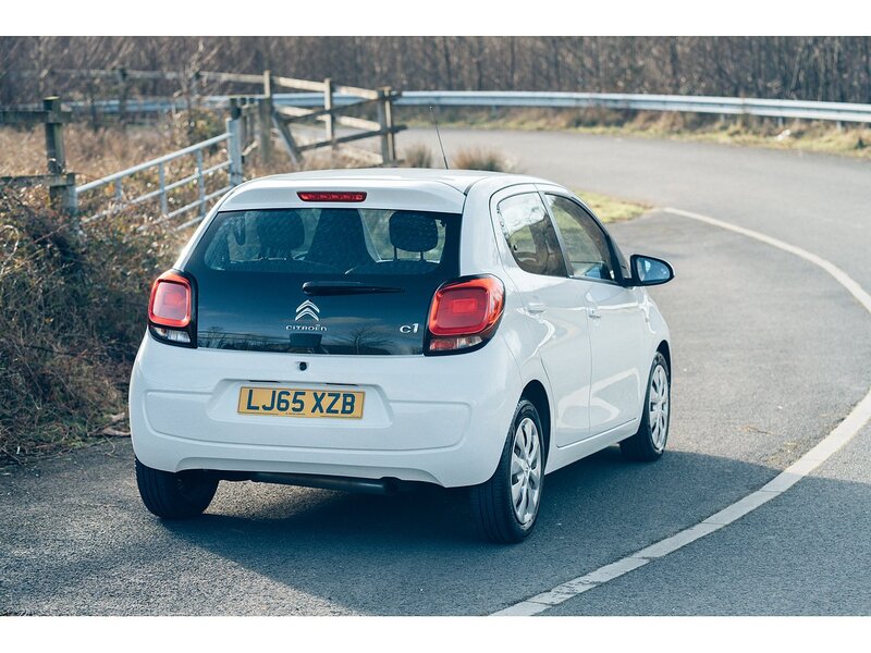 Citroen 1.2 PureTech Feel Hatchback 5dr Petrol Manual Euro 6 (82 ps)