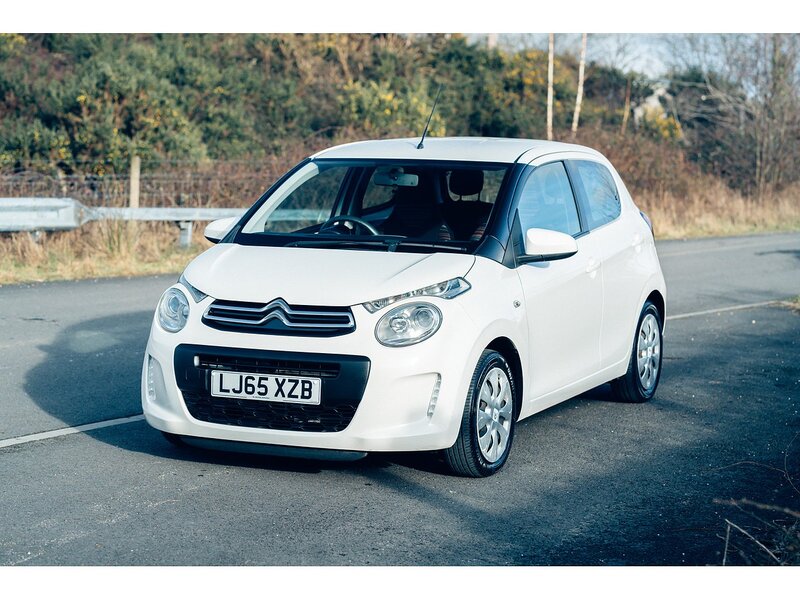 Citroen 1.2 PureTech Feel Hatchback 5dr Petrol Manual Euro 6 (82 ps)