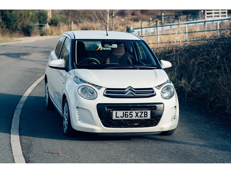 Citroen 1.2 PureTech Feel Hatchback 5dr Petrol Manual Euro 6 (82 ps)