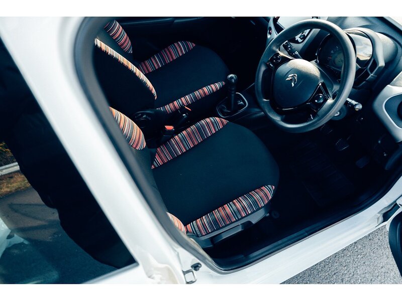 Citroen 1.2 PureTech Feel Hatchback 5dr Petrol Manual Euro 6 (82 ps)