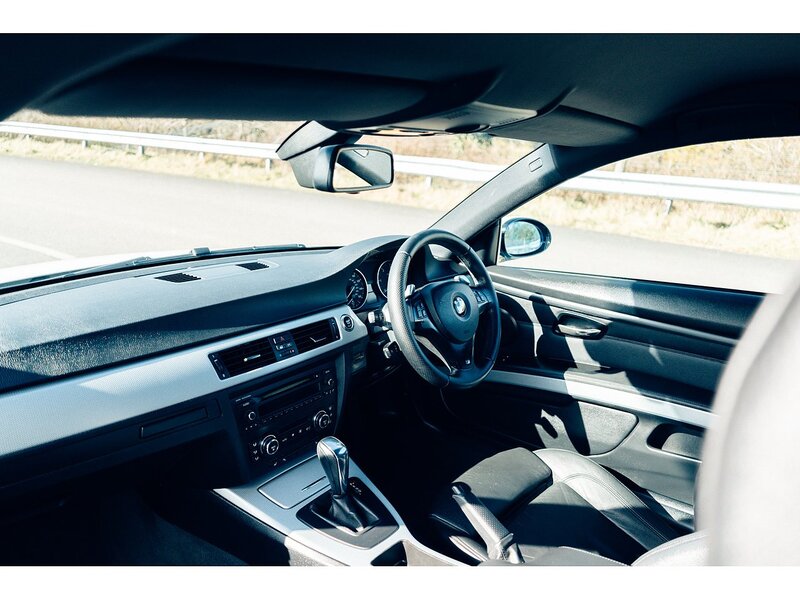 BMW 3.0 325d M Sport Coupe 2dr Diesel Steptronic Euro 4 (197 ps)