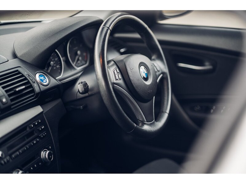 BMW 2.0 118d Sport Hatchback 5dr Diesel Manual Euro 5 (143 ps)