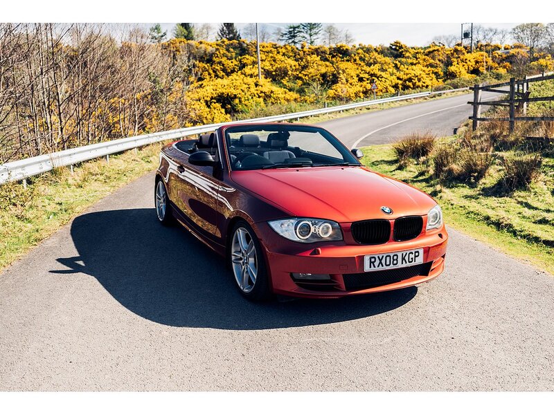 BMW 2.0 123d SE Convertible 2dr Diesel Steptronic Euro 4 (204 ps)