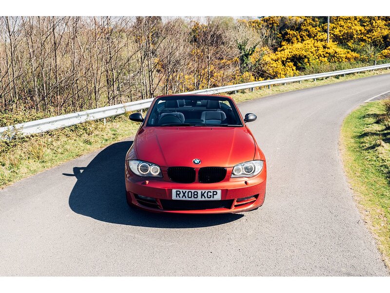 BMW 2.0 123d SE Convertible 2dr Diesel Steptronic Euro 4 (204 ps)