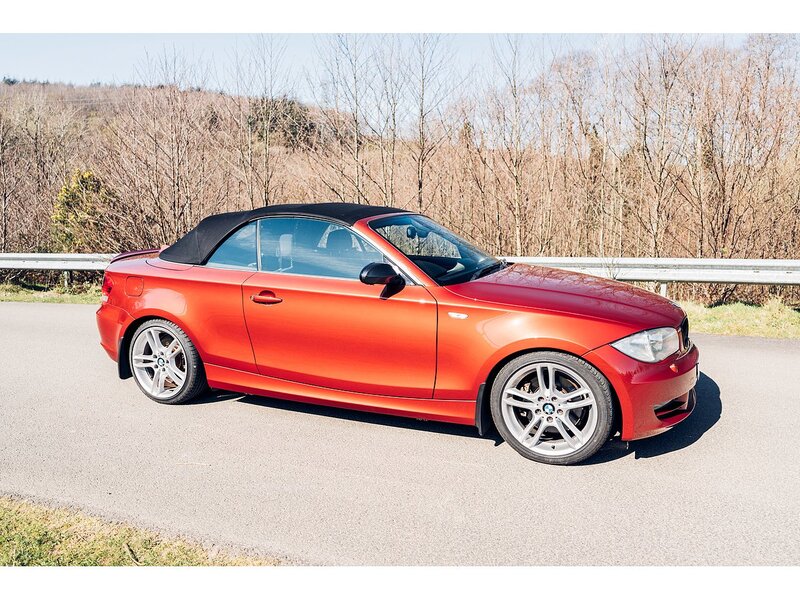 BMW 2.0 123d SE Convertible 2dr Diesel Steptronic Euro 4 (204 ps)