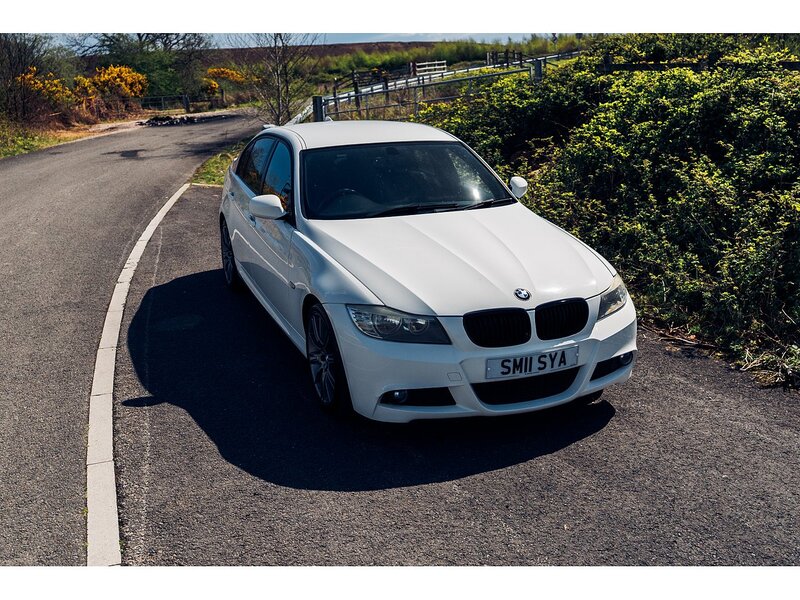 BMW 2.0 318i Sport Plus Edition Saloon 4dr Petrol Manual Euro 5 (s/s) (143 ps)