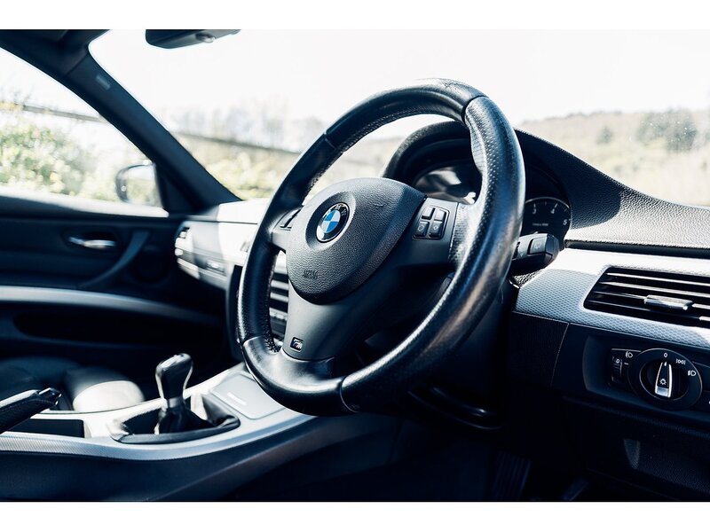BMW 2.0 318i Sport Plus Edition Saloon 4dr Petrol Manual Euro 5 (s/s) (143 ps)