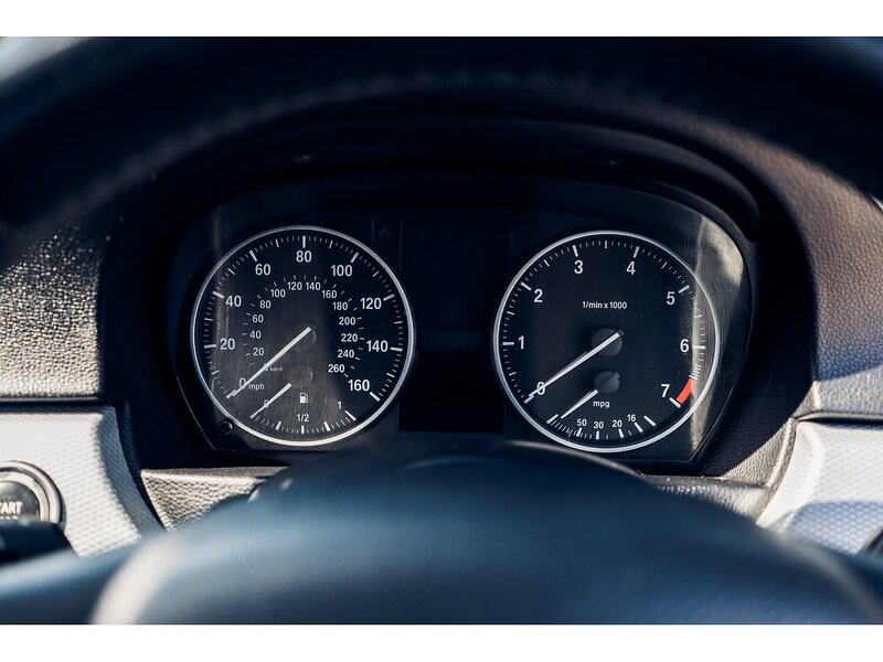 BMW 2.0 318i Sport Plus Edition Saloon 4dr Petrol Manual Euro 5 (s/s) (143 ps)