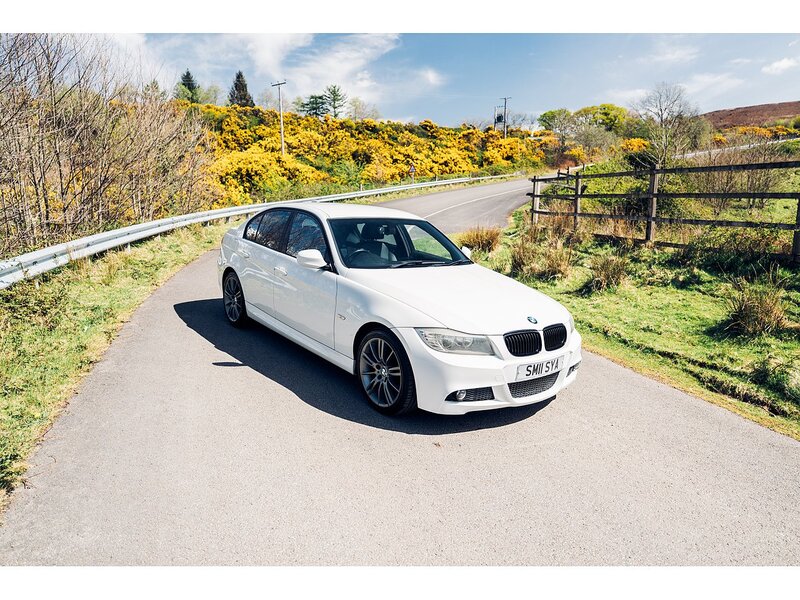 BMW 2.0 318i Sport Plus Edition Saloon 4dr Petrol Manual Euro 5 (s/s) (143 ps)