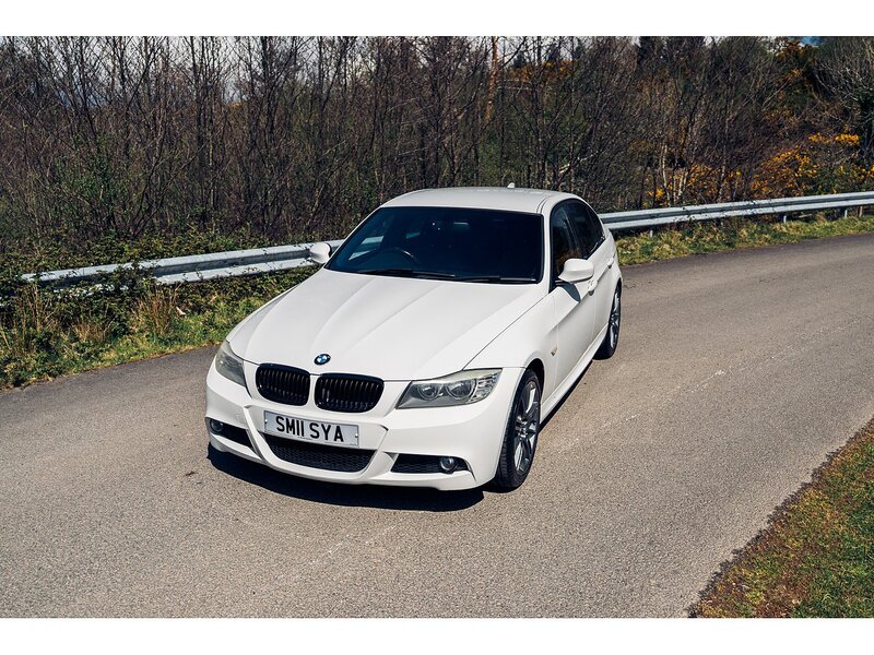 BMW 2.0 318i Sport Plus Edition Saloon 4dr Petrol Manual Euro 5 (s/s) (143 ps)