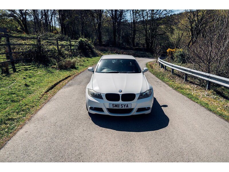 BMW 2.0 318i Sport Plus Edition Saloon 4dr Petrol Manual Euro 5 (s/s) (143 ps)