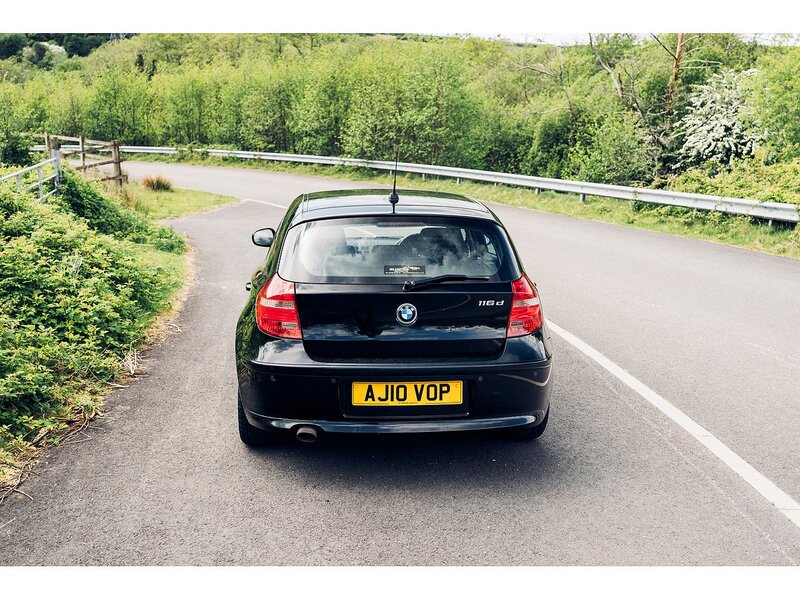 BMW 116d Sport Hatchback 2.0 Manual Diesel