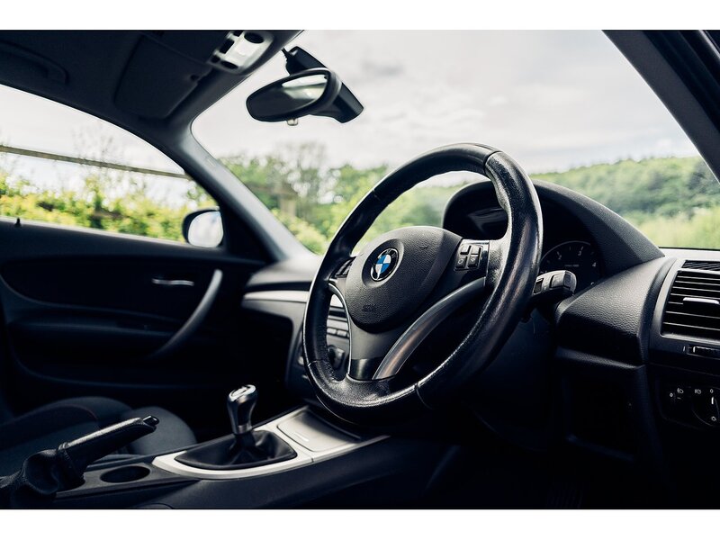 BMW 116d Sport Hatchback 2.0 Manual Diesel