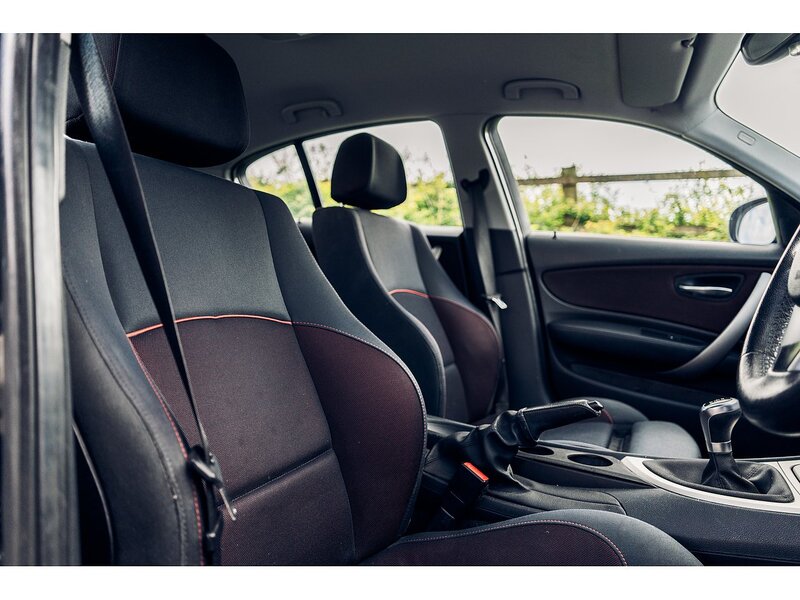 BMW 116d Sport Hatchback 2.0 Manual Diesel